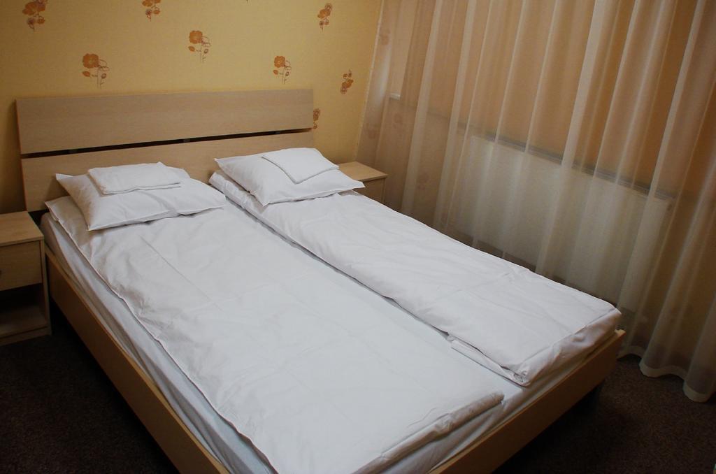 Eurohotel Maardu Quarto foto